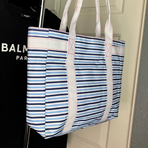 NWOT ESTEE LAUDER Reversible Nautical Tote Bag - Picture 4 of 8